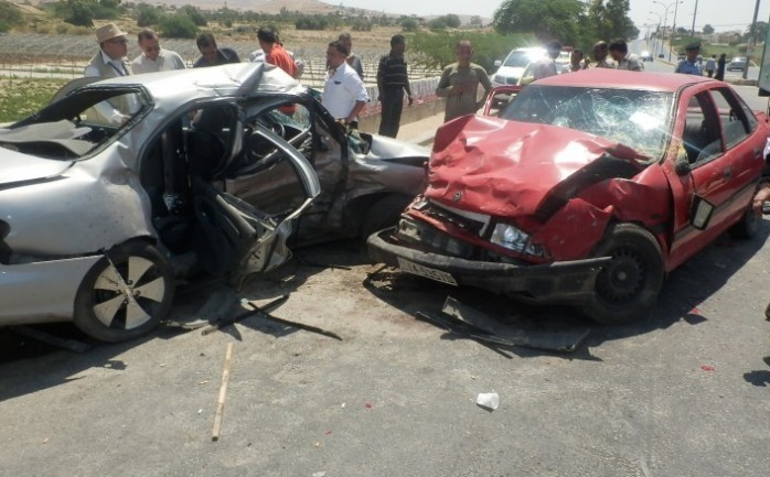 جانب من أحد حوادث السير في الضفة الغربية