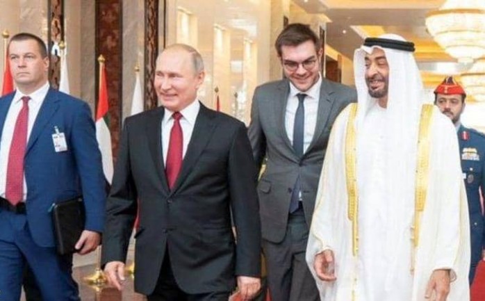 لحظة استقبال محمد بن زايد للرئيس بوتن اليوم